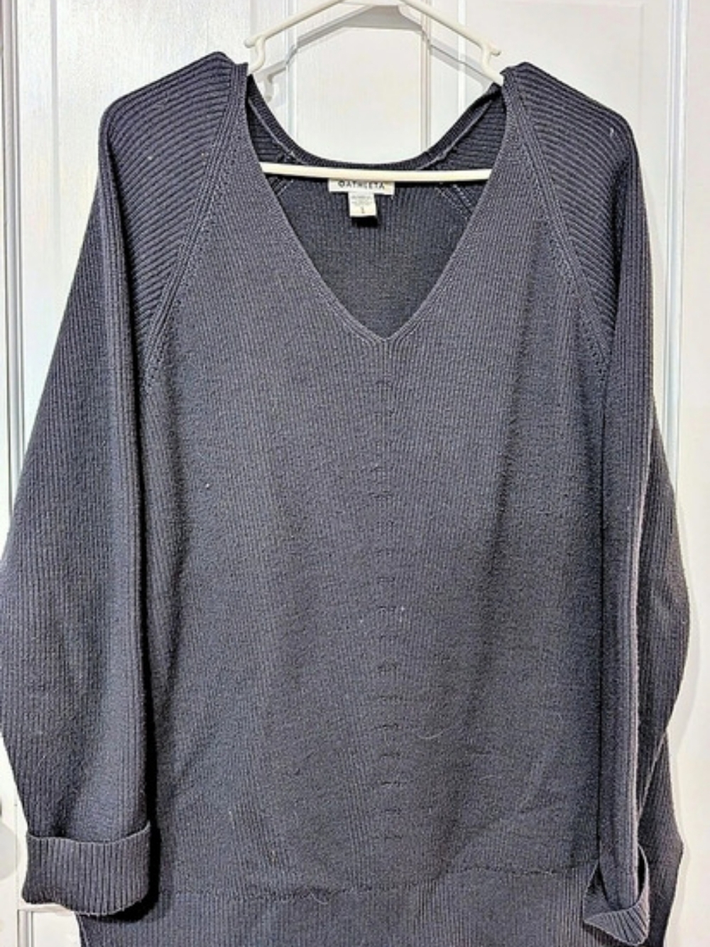 Athleta Refined V-Neck Sweater Gray Largel